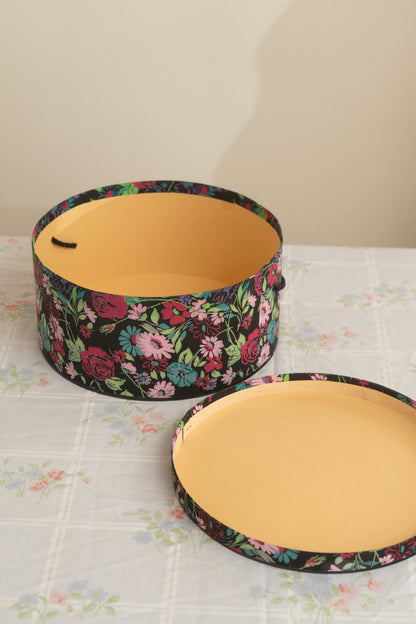 Vintage Shaw Hat Shop 11in Hat Box