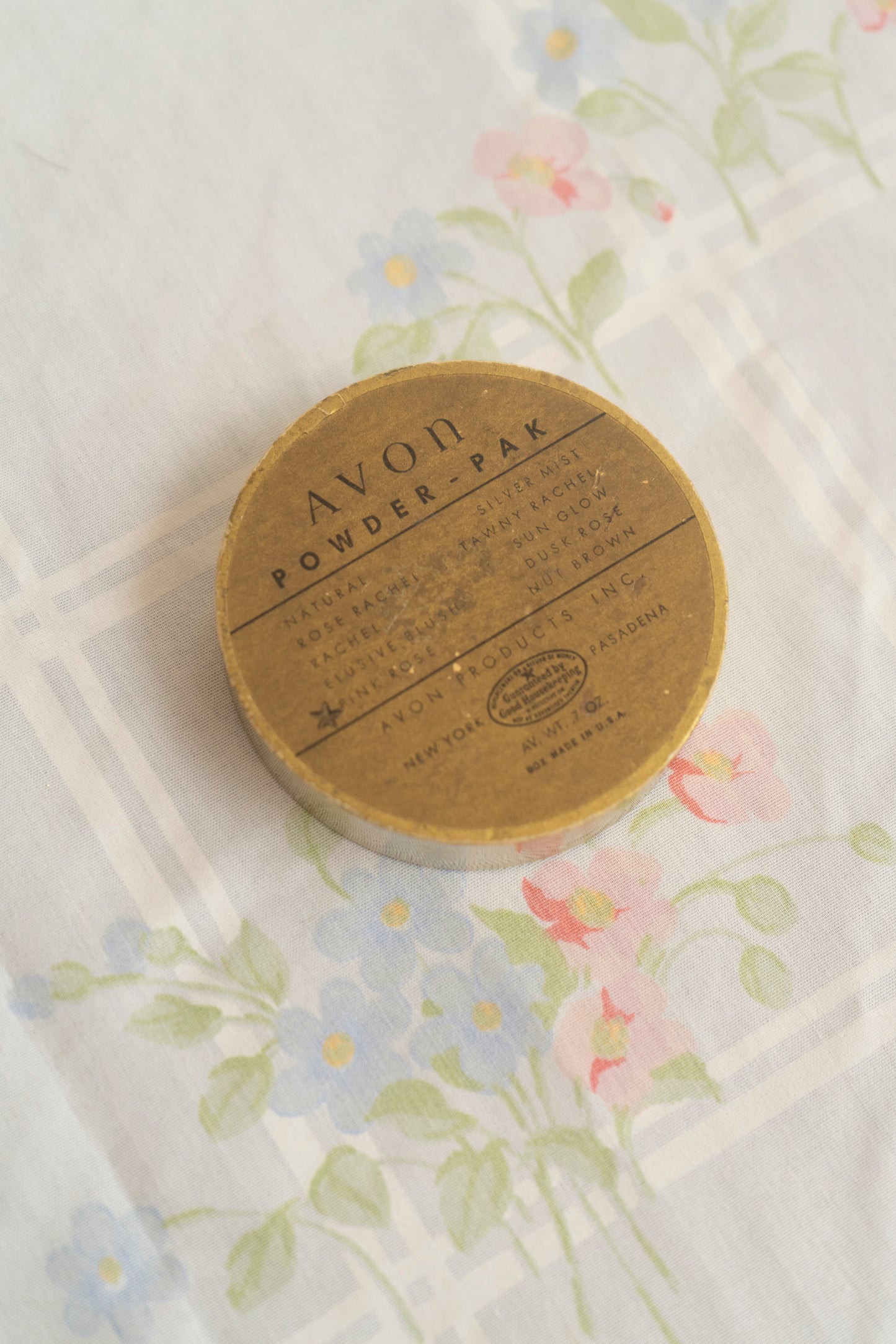 Vintage AVON Powder-Pak Pink Rose Blush Compact